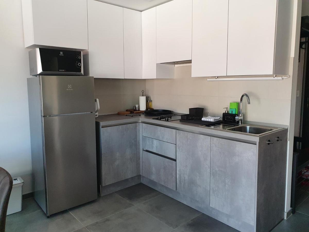Apartmani Nerium 로비스테 외부 사진